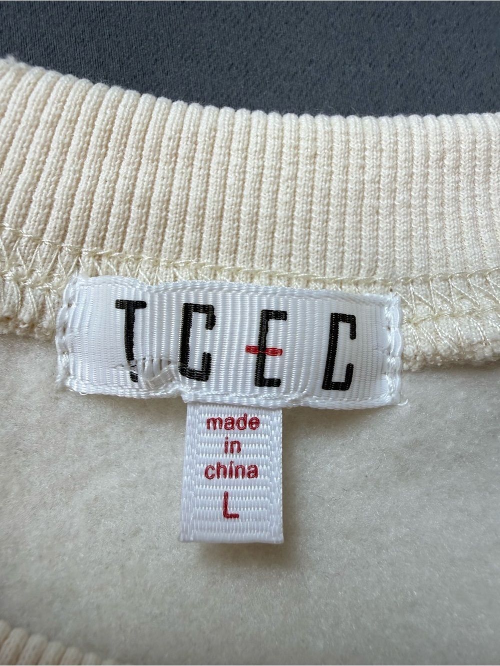 TCEC Cream Ribbed-Neck Sweatshirt- Size Large - Picture 7 of 11